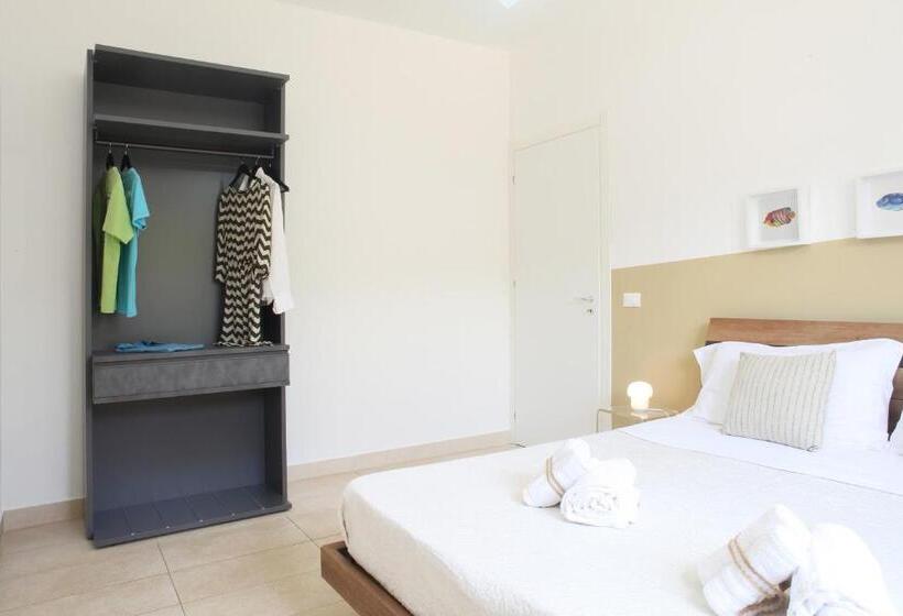 اتاق خانوادگی, Beachside Rooms & Suites