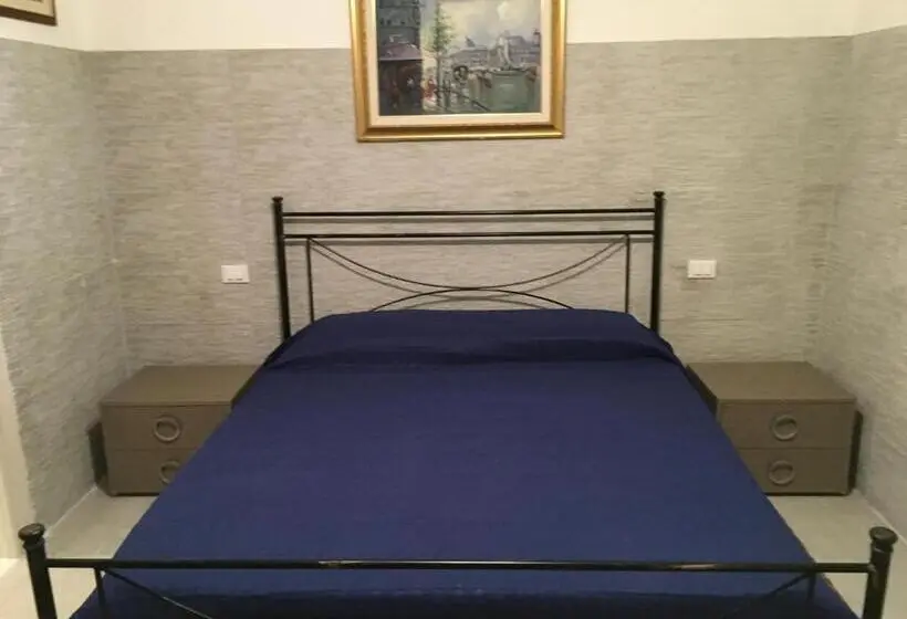 اتاق استاندارد, Cortile Azzurro