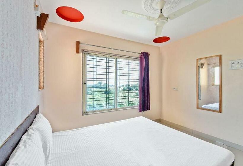 غرفة قياسية ثلاثية, Spot On Hotel Sai Jeeva Residency