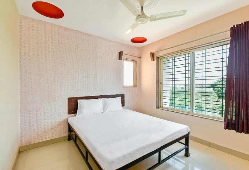 غرفة قياسية ثلاثية, Spot On Hotel Sai Jeeva Residency