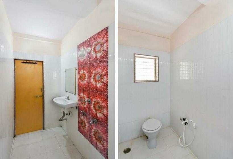 Номер Стандарт Трехместный, Spot On Hotel Sai Jeeva Residency