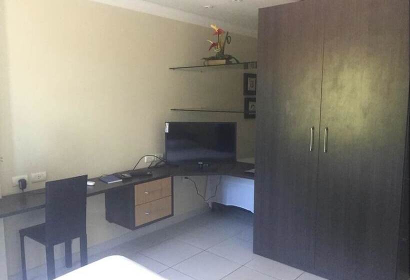 דירת חדר, Victory Flat Tambaú Br