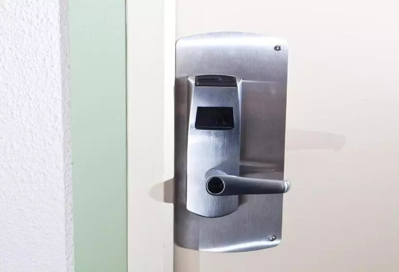 スタンダードシングルルーム, Brit Hotel Rouen Sud Val De Reuil