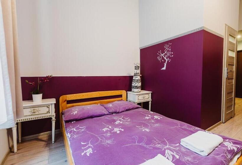 חדר סטנדרט, Hostel Tara