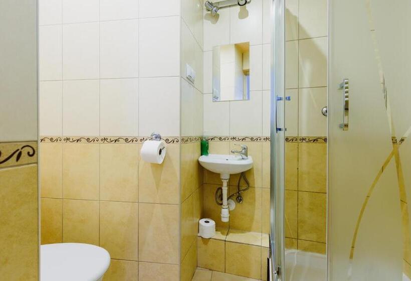 חדר סטודיו סטנדרד, Hostel Tara