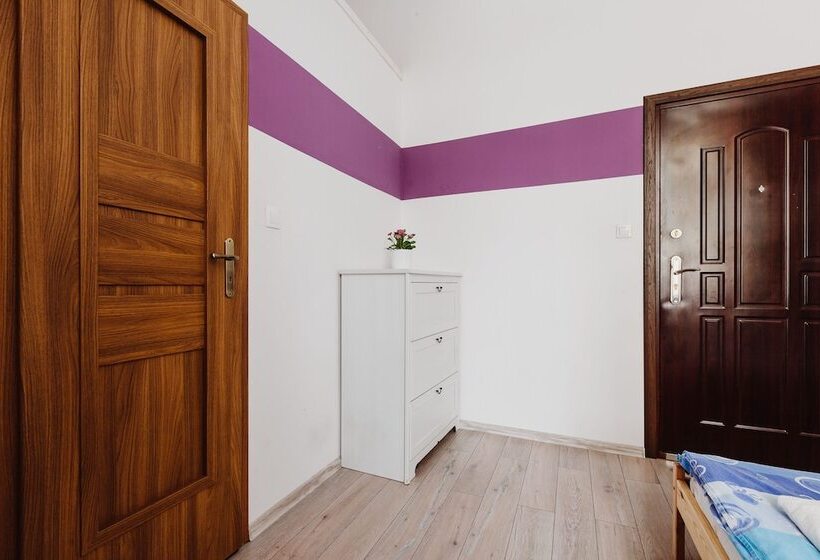 חדר סטנדרט, Hostel Tara