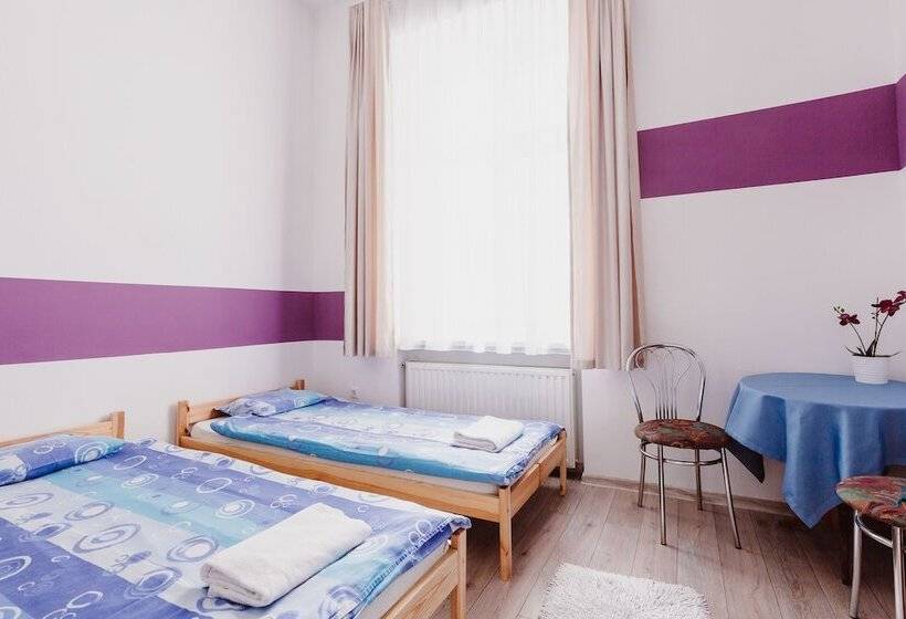 חדר סטנדרט, Hostel Tara