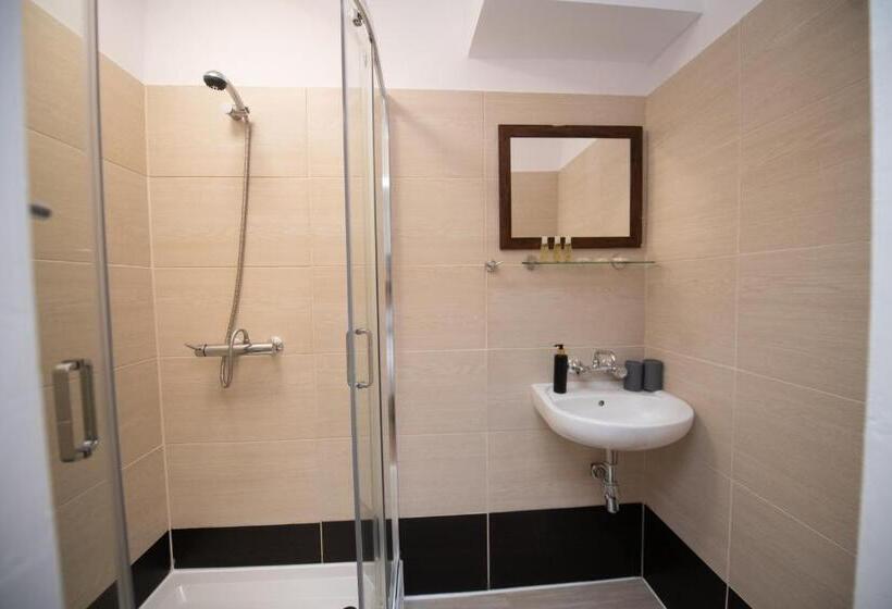 Апартаменты 1 Спальня с Балконом, Ariston