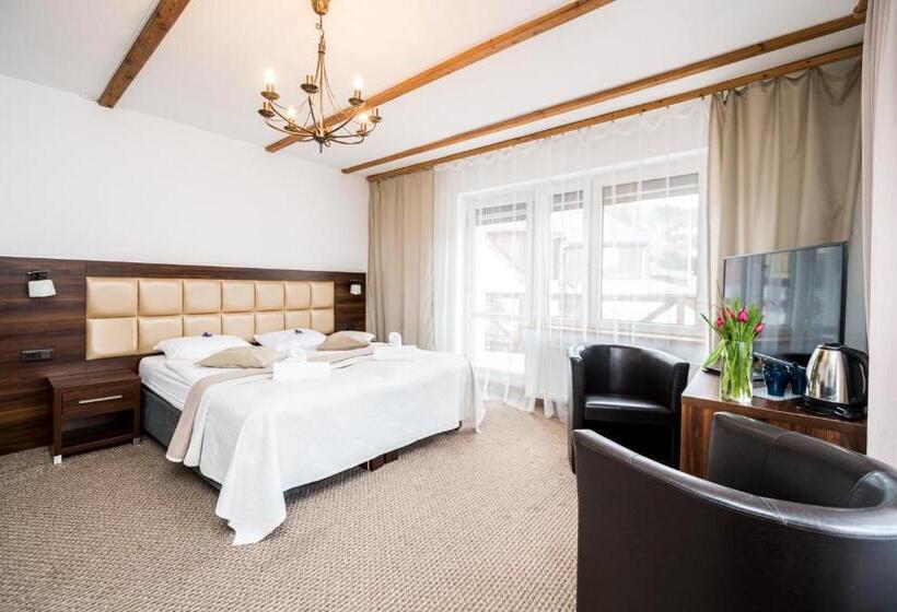 带1个卧室的带阳台的公寓, Ariston