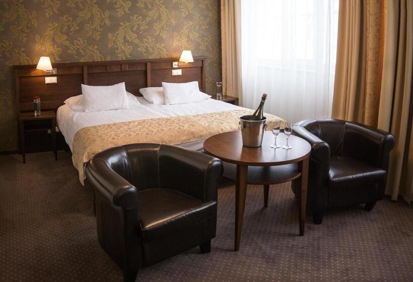 اتاق استاندارد, Baltaci Atrium