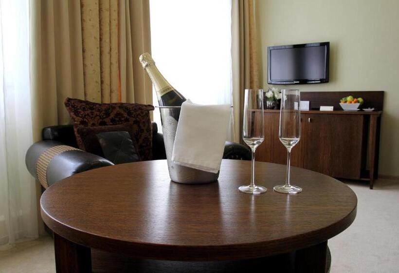 سوییت, Baltaci Atrium