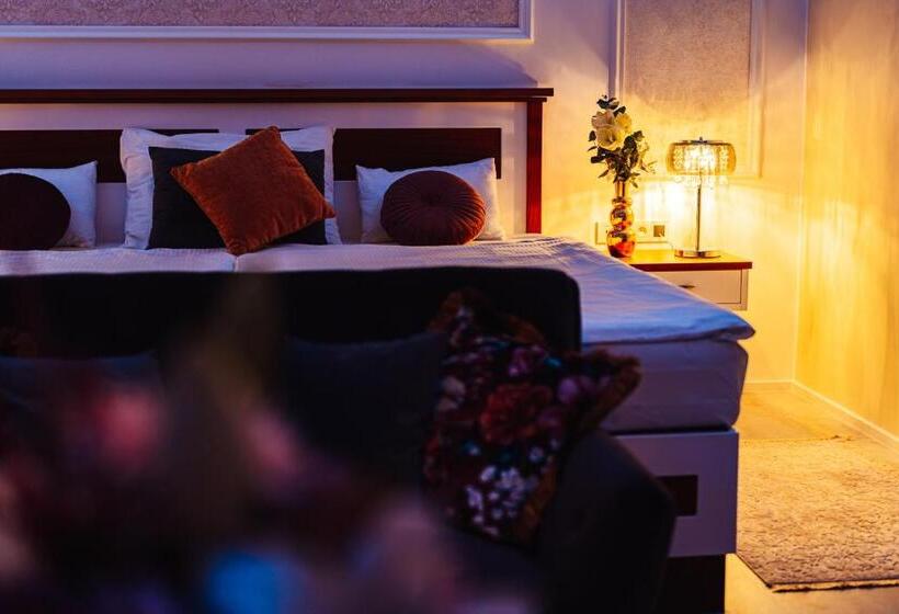 سوییت, Baltaci Atrium