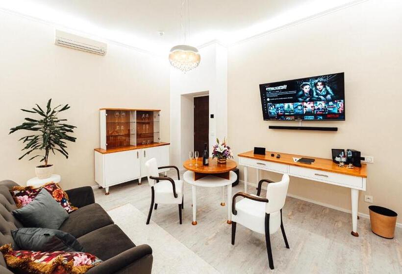 سوییت, Baltaci Atrium