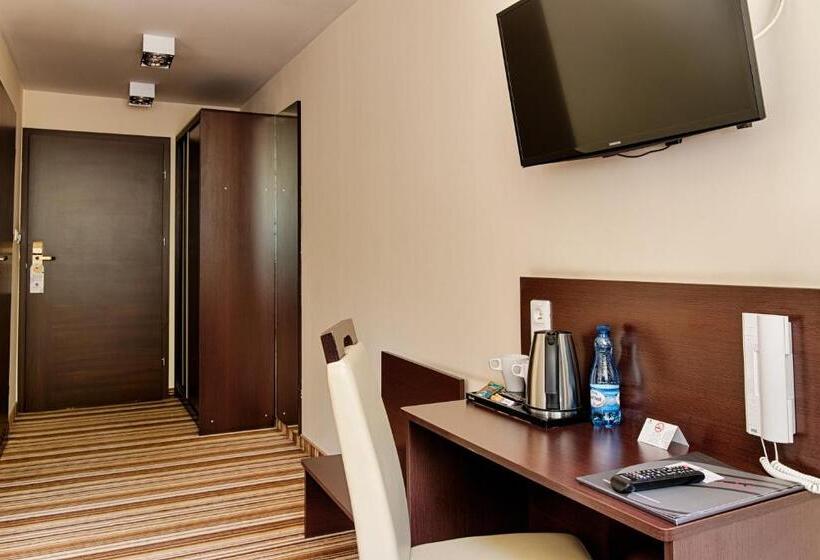 Номер Стандарт Индивидуальный, Boutique Hotel S Kwiska Legnicka