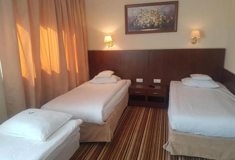 Семейный Номер, Boutique Hotel S Kwiska Legnicka