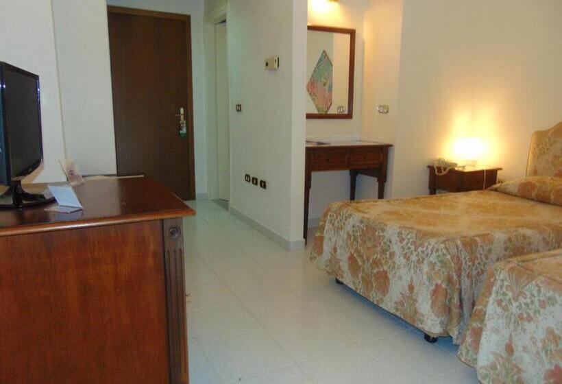 스탠다드 싱글 룸, Calla