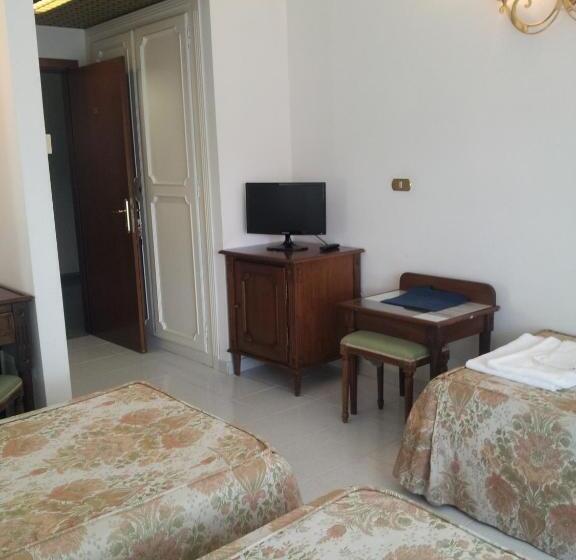 스탠다드 트리플 룸, Calla