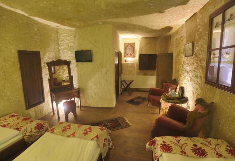 חדר סטנדרט לשלושה, Cappadocia Abras Cave