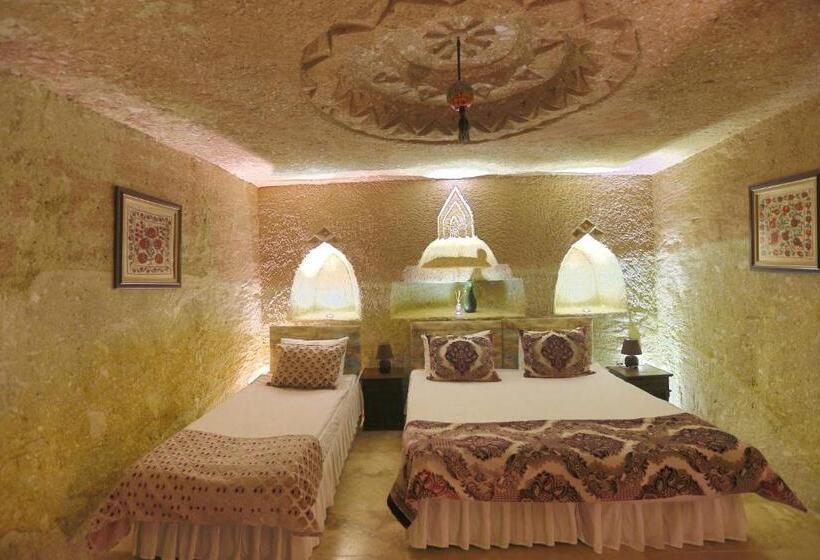 חדר סטנדרט לשלושה עם מרפסת, Cappadocia Abras Cave