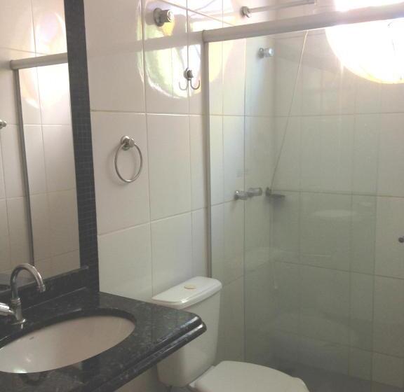 غرفة قياسية, Colonial Aquarius