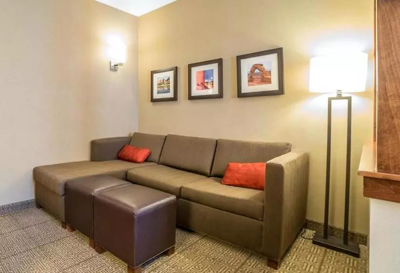 キングサイズベッドのスイートルーム, Comfort Suites Moab Near Arches National Park