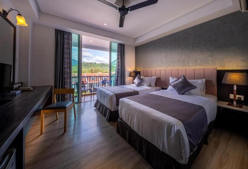 Номер Deluxe, Dayang Bay Resort Langkawi