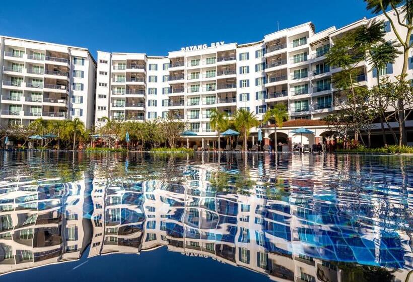 Номер Deluxe Вид на Море, Dayang Bay Resort Langkawi