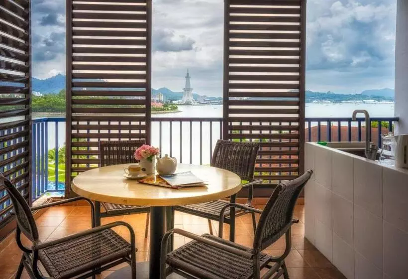 استودیوی استاندارد با چشم‌انداز دریا, Dayang Bay Resort Langkawi