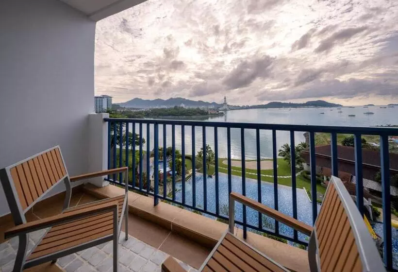 اتاق اجرایی با چشم‌انداز دریا, Dayang Bay Resort Langkawi