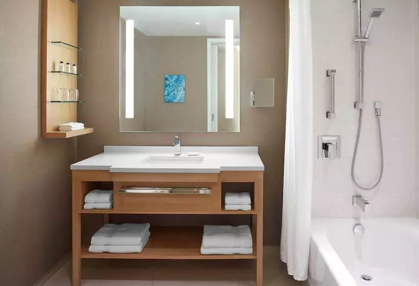 ２ダブルベッドのスタンダードルーム, Delta Hotels By Marriott Toronto