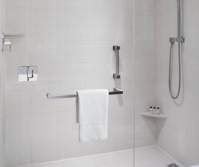 סוויטת ג'וניור םע נוף, Delta Hotels By Marriott Toronto