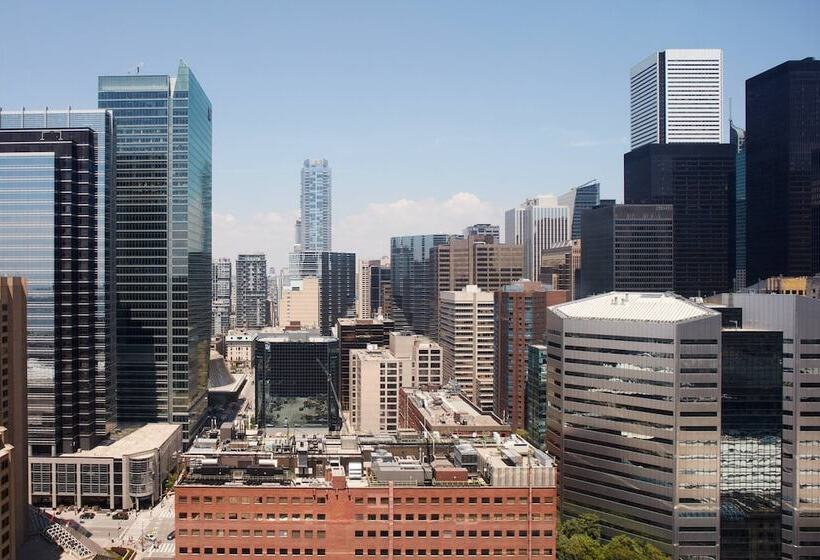 חדר סטנדרט מיטה זוגית עם נוף, Delta Hotels By Marriott Toronto