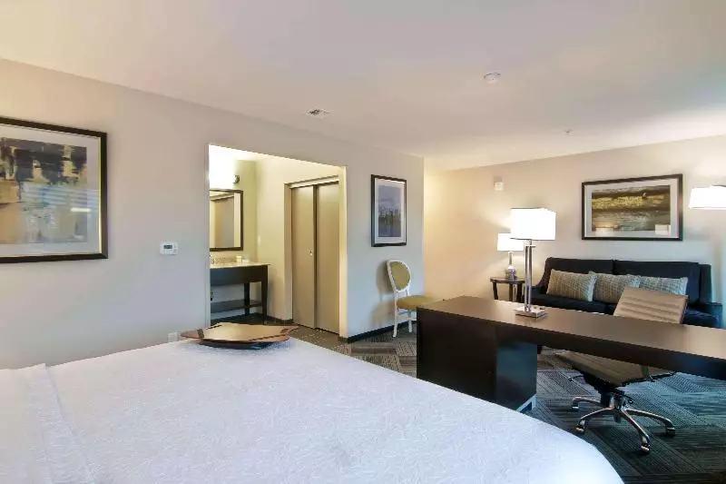 Standard-studio King-vuode, Hampton Inn & Suites Bellevue Downtownseattle