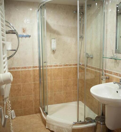 חדר סטנדרט, Jelinek