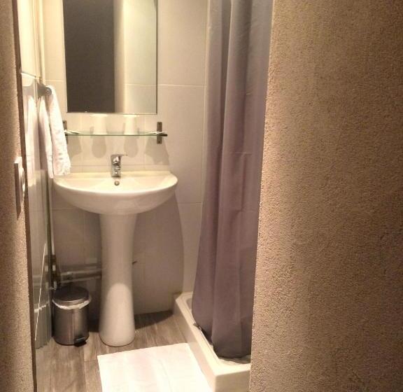 חדר סטנדרט, L Excess