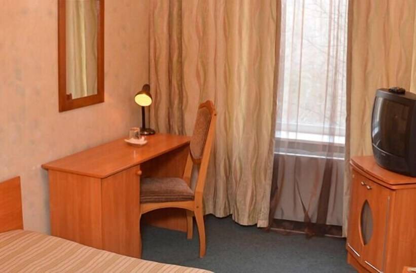 标准单人间, Metallurg   Hostel