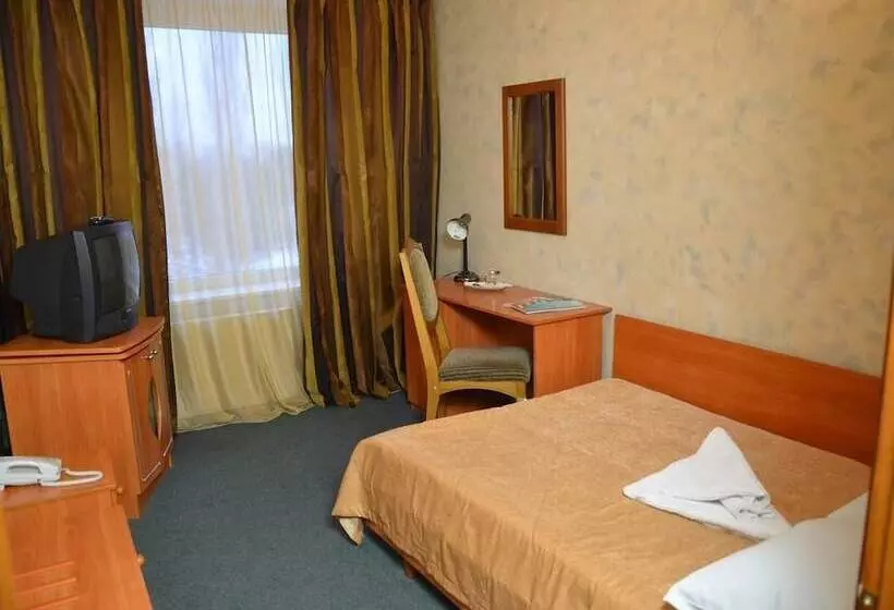 スタンダードシングルルーム, Metallurg   Hostel