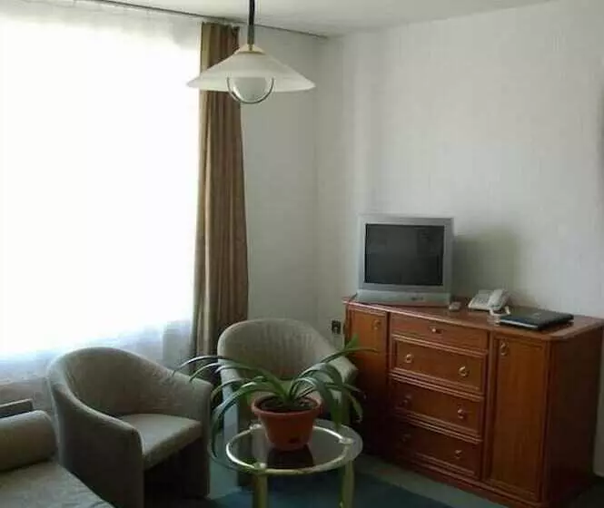 スイート, Metallurg   Hostel
