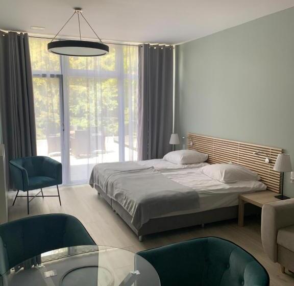 اتاق لوکس, New Wave