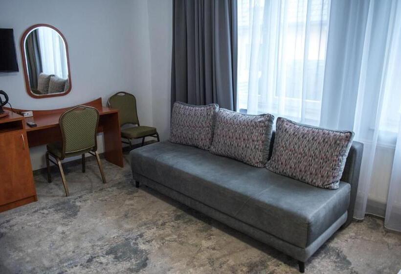 חדר סטנדרט, Paradiso