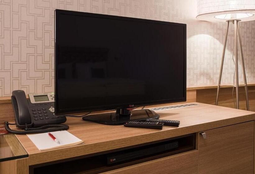 디럭스 4인 룸, Pytloun Wellness Hotel Harrachov