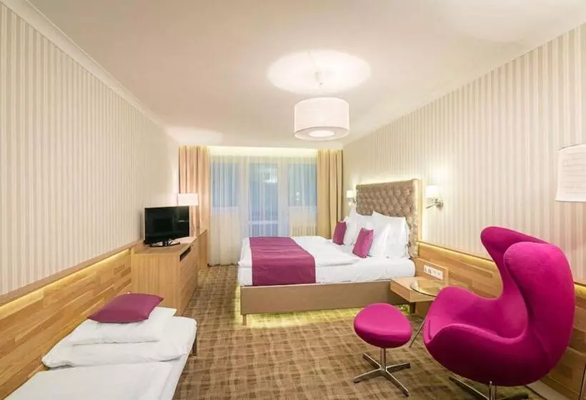 Deluxe-huone Parveke, Pytloun Wellness Hotel Harrachov