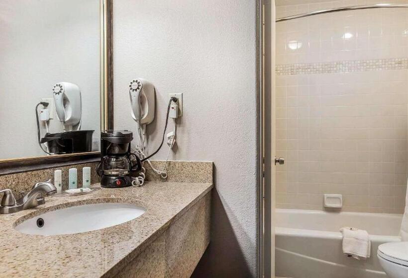 标准间, Quality Inn Fallbrook I 15