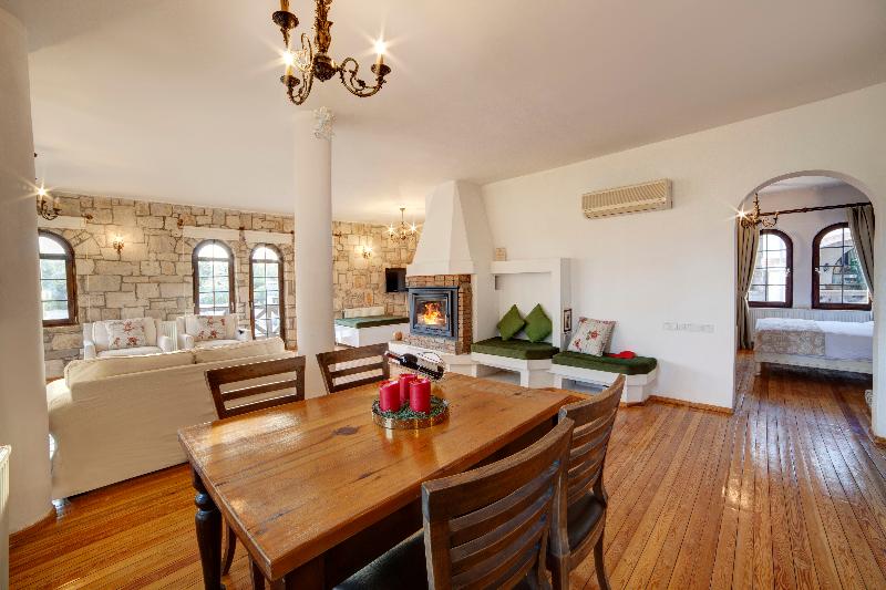 سوئیت با تخت بزرگ, Vinifera Vineyards