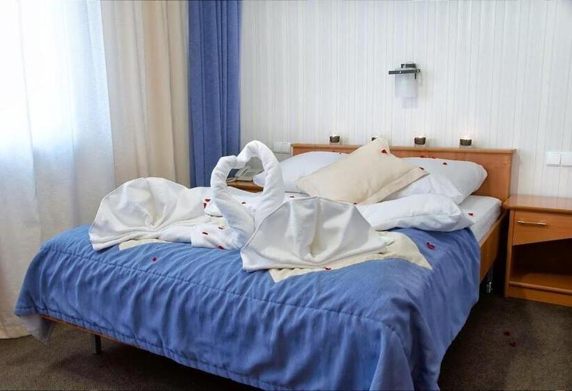 Номер Стандарт, Vistula