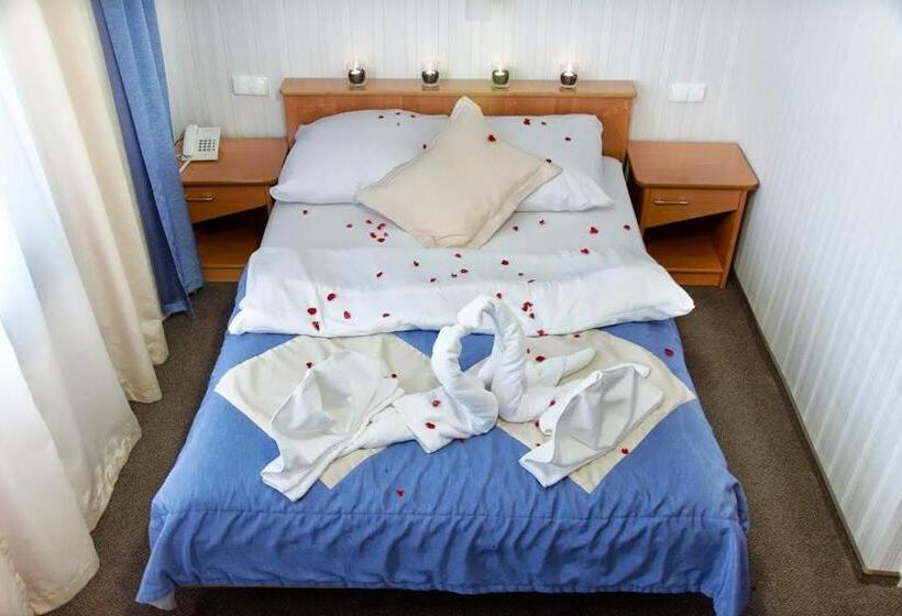 Номер Стандарт, Vistula