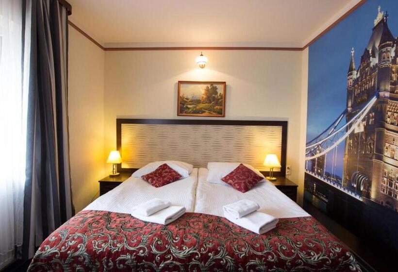 غرفة قياسية, Złote Arkady