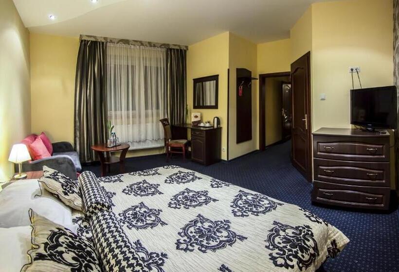 غرفة قياسية, Złote Arkady