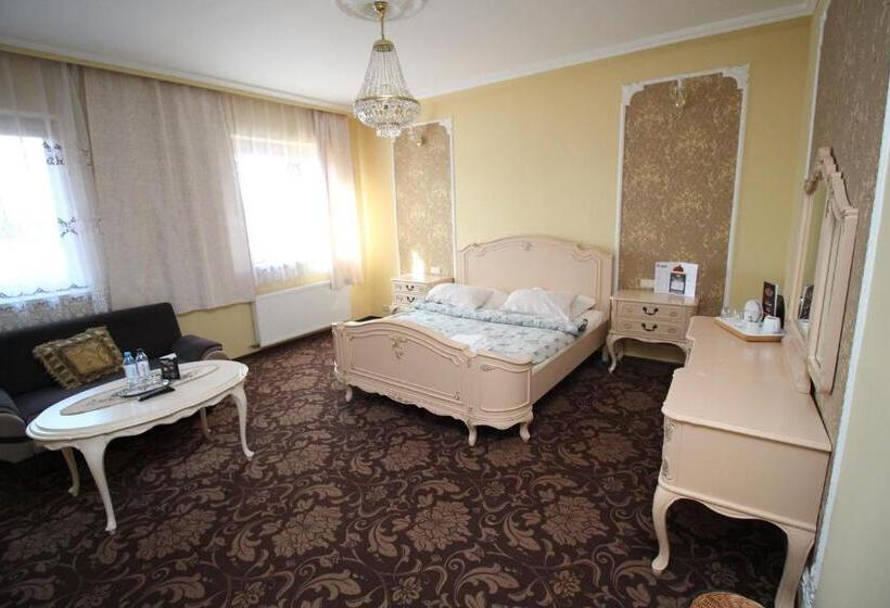 جناح, Złote Arkady