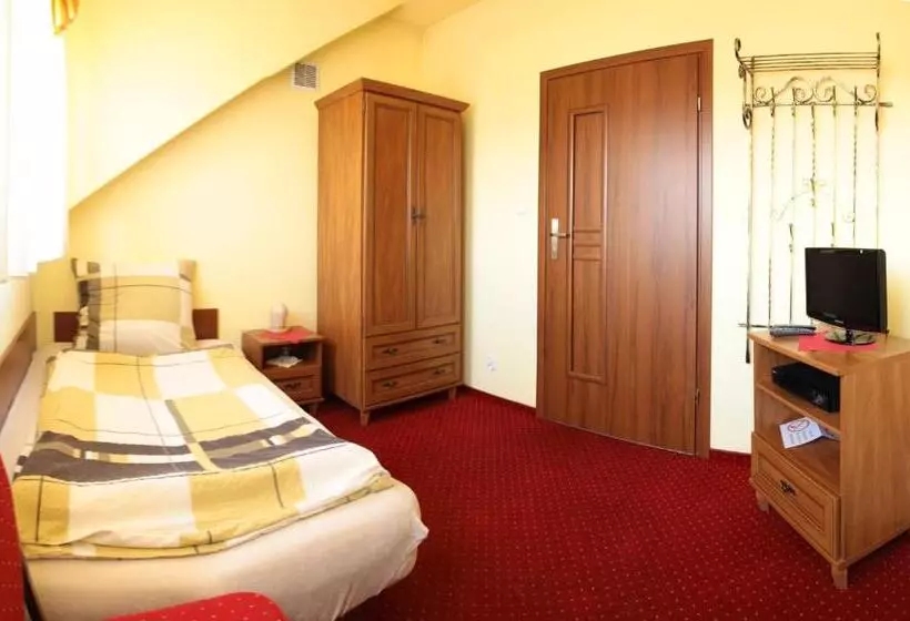 اتاق استاندارد یک نفره, Zajazd Skorpion B&b